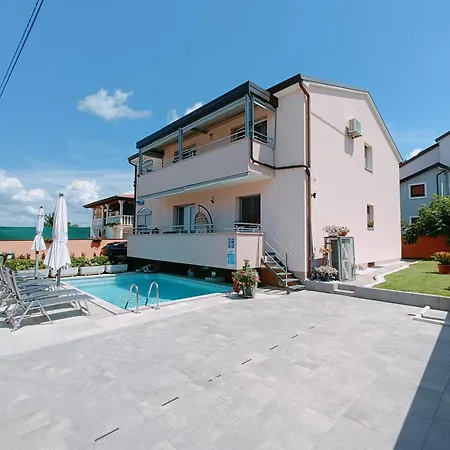 Villa Slavica Porec Exterior photo